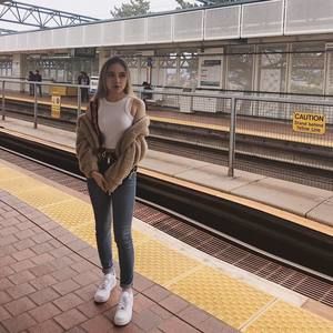 Meet your Posher, Trần